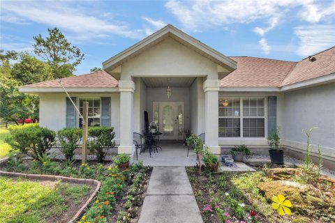 House in High Springs, Florida 3 bedrooms, 154.03 sq.m. № 2203183