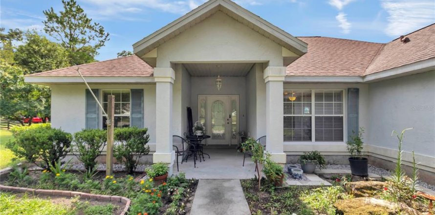 Villa ou maison à High Springs, Floride 3 chambres, 154.03 m2 № 2203183