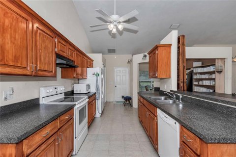 Villa ou maison à vendre à High Springs, Floride: 3 chambres, 154.03 m2 № 2203183 - photo 18