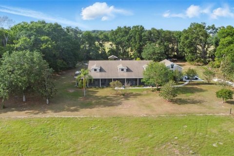 Casa en venta en Center Hill, Florida, 5 dormitorios, 411.65 m2 № 1680838 - foto 1