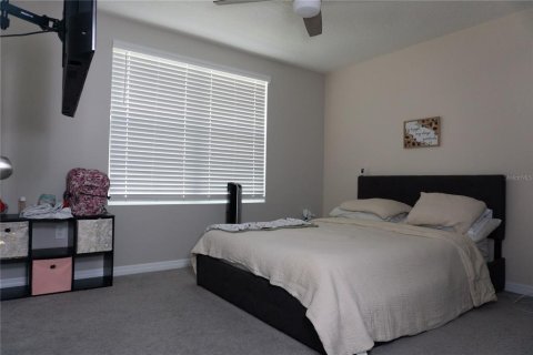 Villa ou maison à vendre à Zephyrhills, Floride: 5 chambres, 242.1 m2 № 2204422 - photo 11