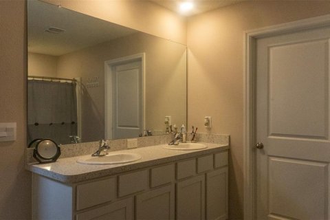Villa ou maison à vendre à Zephyrhills, Floride: 5 chambres, 242.1 m2 № 2204422 - photo 18