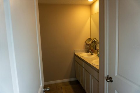 Villa ou maison à vendre à Zephyrhills, Floride: 5 chambres, 242.1 m2 № 2204422 - photo 6