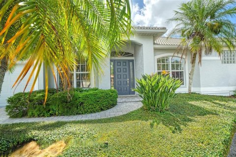 House in Sarasota, Florida 3 bedrooms, 233.56 sq.m. № 2291027 - photo 5