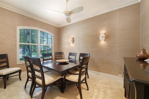 House in Sarasota, Florida 3 bedrooms, 233.56 sq.m. № 2291027 - photo 9
