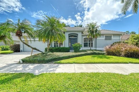House in Sarasota, Florida 3 bedrooms, 233.56 sq.m. № 2291027 - photo 2