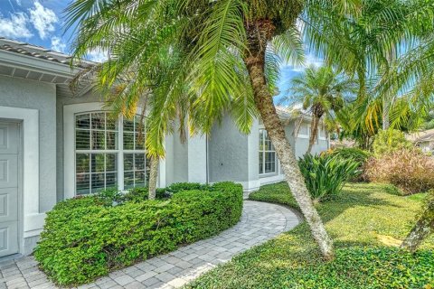 House in Sarasota, Florida 3 bedrooms, 233.56 sq.m. № 2291027 - photo 4