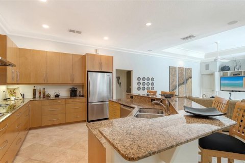 House in Sarasota, Florida 3 bedrooms, 233.56 sq.m. № 2291027 - photo 21