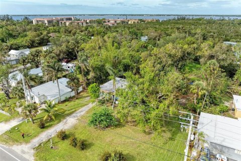 Immobilier commercial à vendre à Punta Gorda, Floride: 137.68 m2 № 1689675 - photo 3
