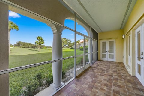 Condo in Vero Beach, Florida, 2 bedrooms  № 2082452 - photo 24