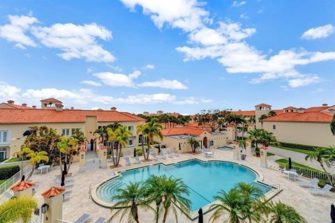 Condo in Vero Beach, Florida, 2 bedrooms  № 2082452 - photo 27