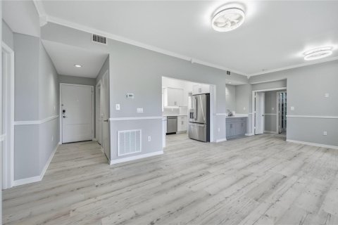 Condo in Vero Beach, Florida, 2 bedrooms  № 2082452 - photo 5