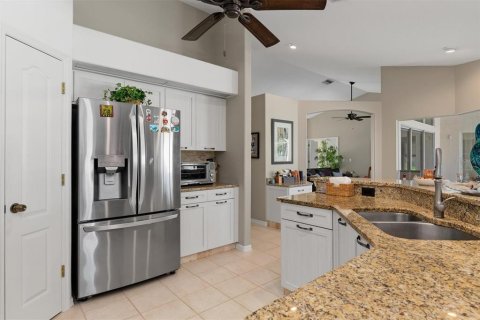 Villa ou maison à vendre à Rotonda, Floride: 3 chambres, 200.48 m2 № 2437281 - photo 5