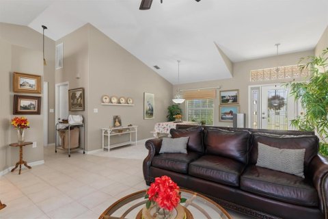 Villa ou maison à vendre à Rotonda, Floride: 3 chambres, 200.48 m2 № 2437281 - photo 9