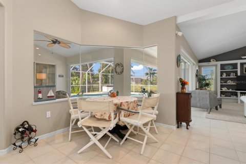 Villa ou maison à vendre à Rotonda, Floride: 3 chambres, 200.48 m2 № 2437281 - photo 20