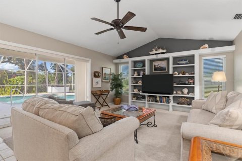 Villa ou maison à vendre à Rotonda, Floride: 3 chambres, 200.48 m2 № 2437281 - photo 19
