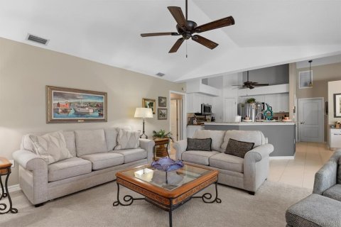 Villa ou maison à vendre à Rotonda, Floride: 3 chambres, 200.48 m2 № 2437281 - photo 17