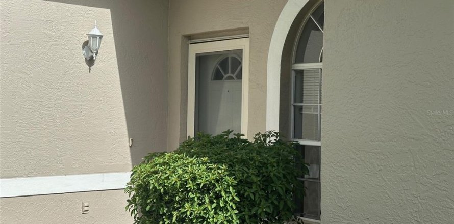 House in Bradenton, Florida 2 bedrooms, 140.93 sq.m. № 1785444