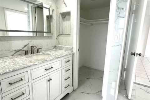 Купить кондоминиум в Майами-Бич, Флорида 1 спальня, 78.5м2, № 1963610 - фото 6