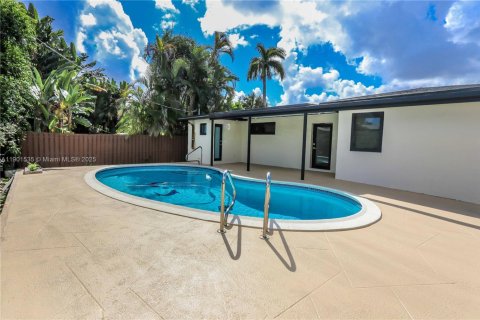 Купить виллу или дом в Холливуд, Флорида 3 спальни, 129.69м2, № 1954696 - фото 27