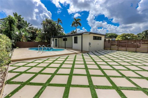 Купить виллу или дом в Холливуд, Флорида 3 спальни, 129.69м2, № 1954696 - фото 26
