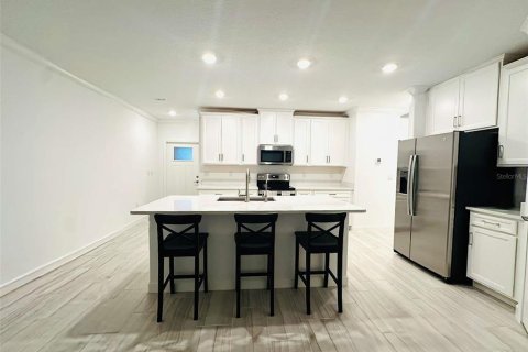 Villa ou maison à vendre à Land O' Lakes, Floride: 2 chambres, 162.3 m2 № 2339434 - photo 6