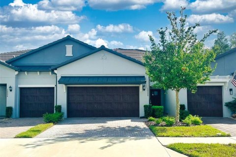 Villa ou maison à ANGELINE à Land O' Lakes, Floride 2 chambres, 162.3 m2 № 2339434