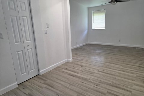 House in Tampa, Florida 3 bedrooms, 123.28 sq.m. № 1913737 - photo 16
