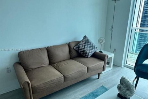 Condominio en alquiler en Miami, Florida, 1 dormitorio, 59.36 m2 № 2019919 - foto 5