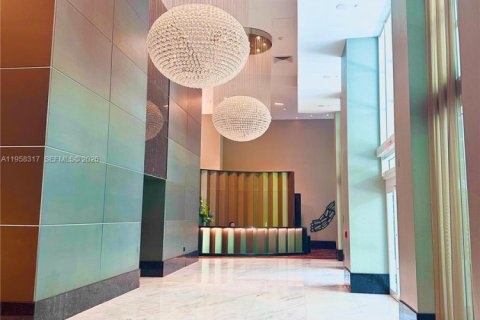 Condominio en alquiler en Miami, Florida, 1 dormitorio, 59.36 m2 № 2019919 - foto 25