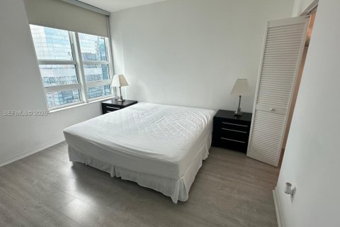 Condominio en alquiler en Miami, Florida, 1 dormitorio, 59.36 m2 № 2019919 - foto 11