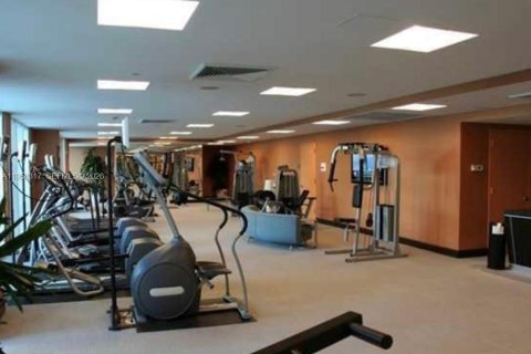 Condominio en alquiler en Miami, Florida, 1 dormitorio, 59.36 m2 № 2019919 - foto 17