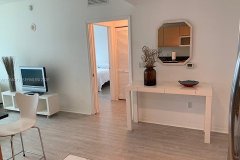 Condominio en alquiler en Miami, Florida, 1 dormitorio, 59.36 m2 № 2019919 - foto 8