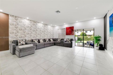 Купить таунхаус в Хомстед, Флорида 4 спальни, 179.86м2, № 1992910 - фото 6