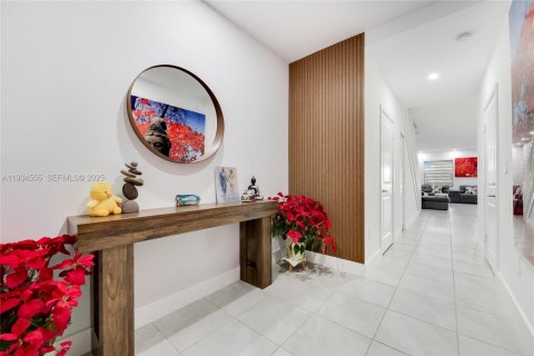 Купить таунхаус в Хомстед, Флорида 4 спальни, 179.86м2, № 1992910 - фото 2