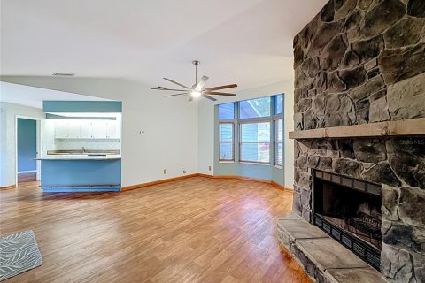 House in Gainesville, Florida 3 bedrooms, 112.23 sq.m. № 2400269 - photo 9