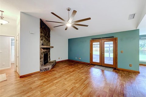 House in Gainesville, Florida 3 bedrooms, 112.23 sq.m. № 2400269 - photo 7