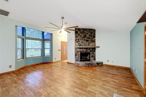House in Gainesville, Florida 3 bedrooms, 112.23 sq.m. № 2400269 - photo 6