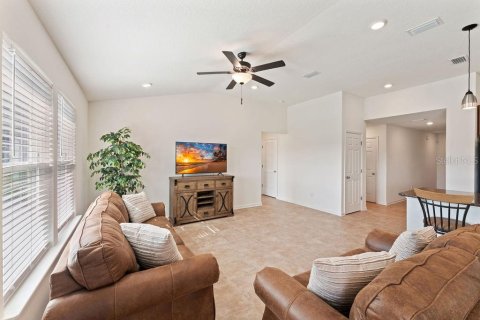 Casa en venta en Palm Coast, Florida, 3 dormitorios, 142.98 m2 № 2207274 - foto 11