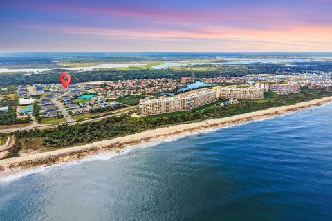 Casa en Palm Coast, Florida 3 dormitorios, 142.98 m2 № 2207274