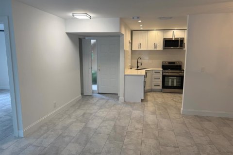 Condominio en venta en Coconut Creek, Florida, 3 dormitorios, 104.05 m2 № 2186959 - foto 3