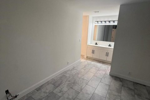 Condominio en venta en Coconut Creek, Florida, 3 dormitorios, 104.05 m2 № 2186959 - foto 28