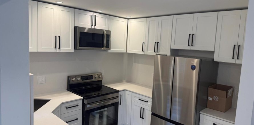 Condominio en Coconut Creek, Florida, 3 dormitorios № 2186959
