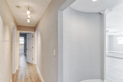 Casa en venta en Sunrise, Florida, 3 dormitorios, 125.88 m2 № 1973959 - foto 23