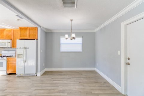 Casa en venta en Sunrise, Florida, 3 dormitorios, 125.88 m2 № 1973959 - foto 18