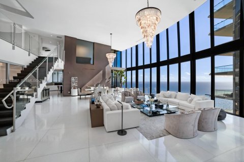 Condo in Sunny Isles Beach, Florida, 4 bedrooms  № 2001936 - photo 5