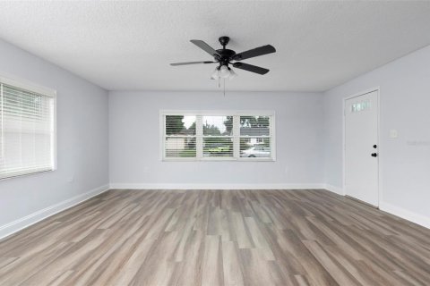 Villa ou maison à vendre à Saint Petersburg, Floride: 3 chambres, 146.79 m2 № 2306531 - photo 16