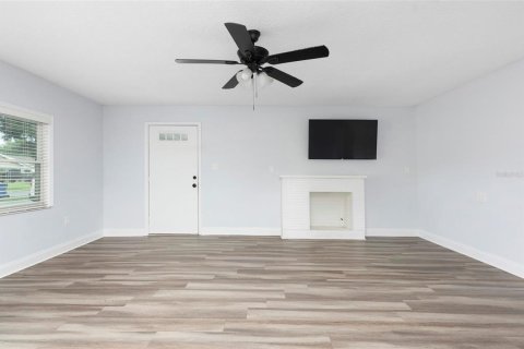 Villa ou maison à vendre à Saint Petersburg, Floride: 3 chambres, 146.79 m2 № 2306531 - photo 3
