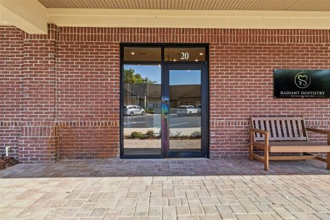 Commercial property in Newberry, Florida 363.71 sq.m. № 2103633 - photo 2