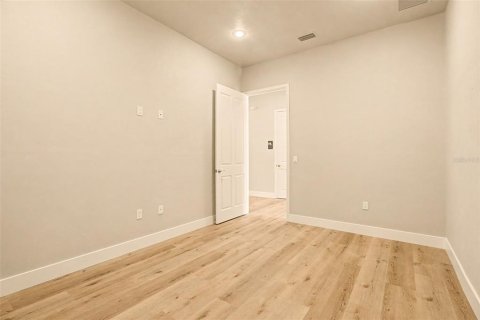 Commercial property in Newberry, Florida 363.71 sq.m. № 2103633 - photo 13